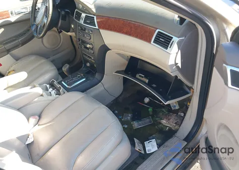 2005 Chrysler Pacifica Touring из США, поврежденный, VIN 2C8GF68485R502404